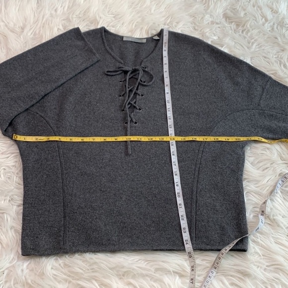 VINCE cashmere blend sweater Lace Up raglan sleeves women’s generously sized XS - Picture 7 of 8